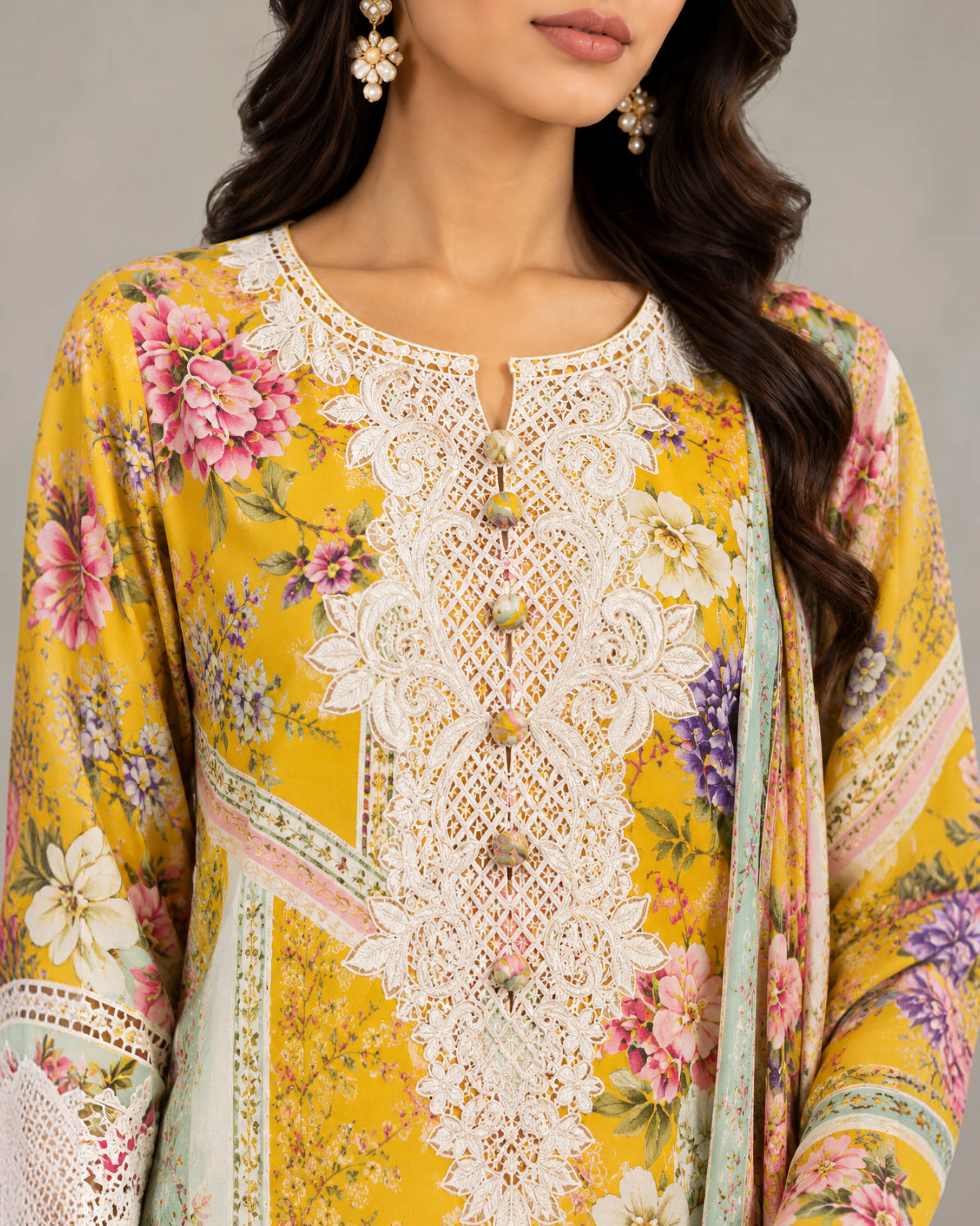 Abeer by Alakh Nagri – image 2