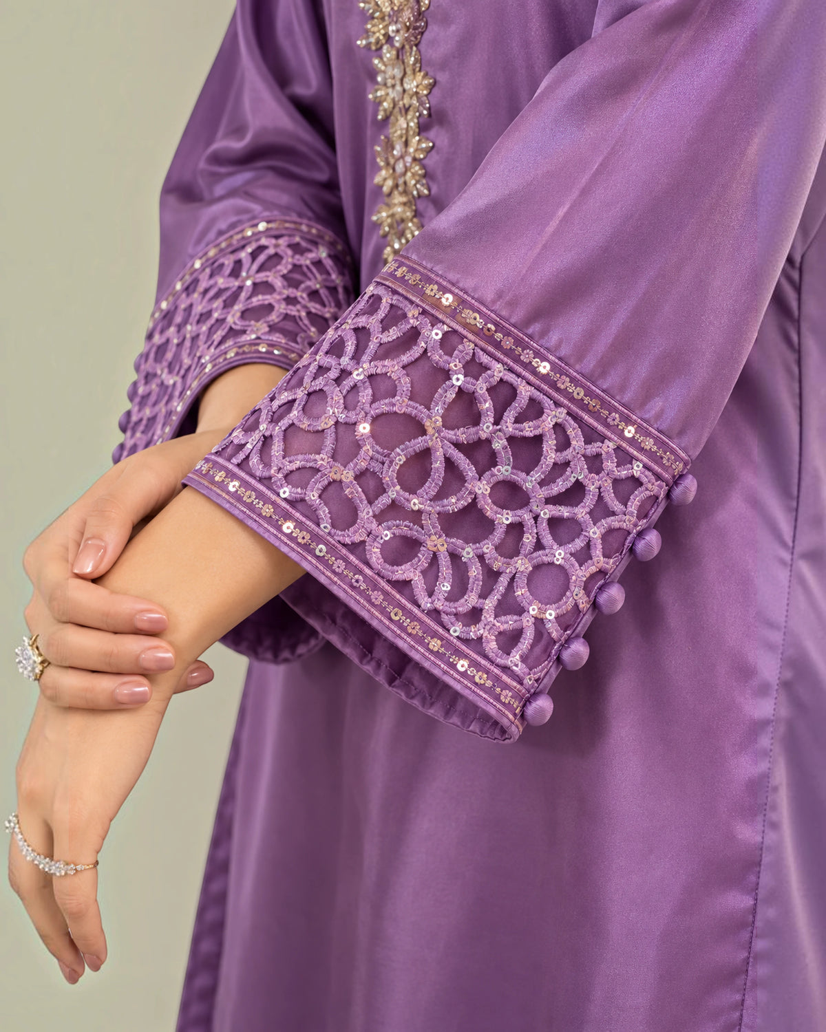 Ameesha by Alakh Nagri – image 3