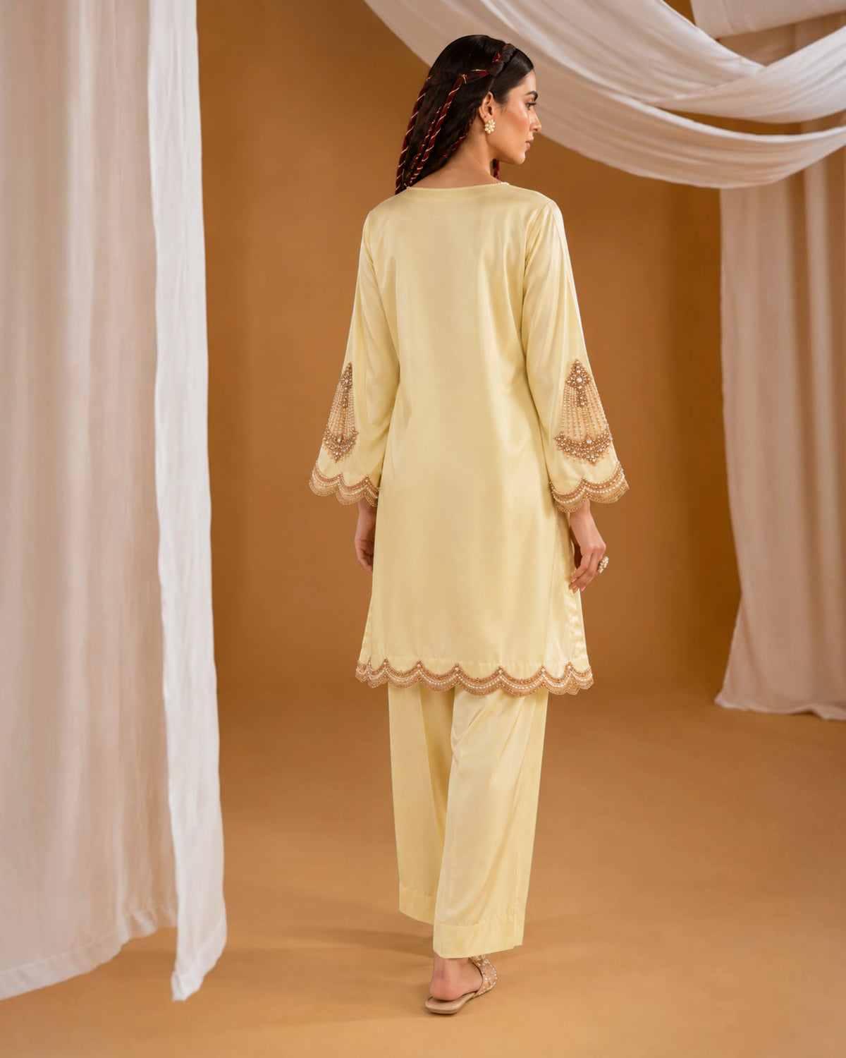 Maahir by Alakh Nagri – image 4